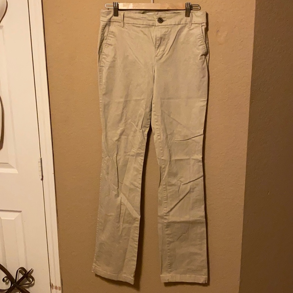 🎈Old Navy khakis